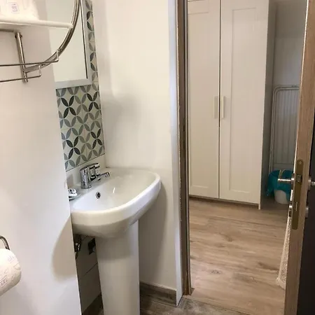 Ahora Apartament